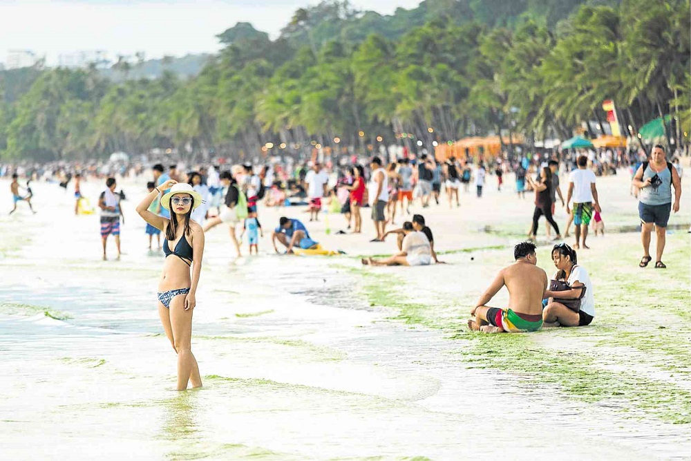 Inquirer News Boracay attracts tourists mainly from China, Korea and Taiwan.